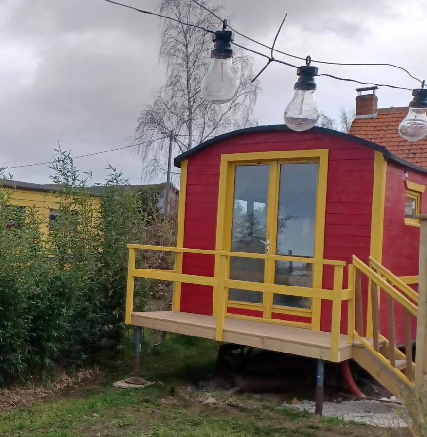 Apartment Roulotte Et Sauna De Tonton Bouvy Au Domaine Du Reuze *